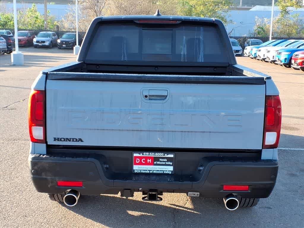 New 2026 Honda Ridgeline Black Edition image 5