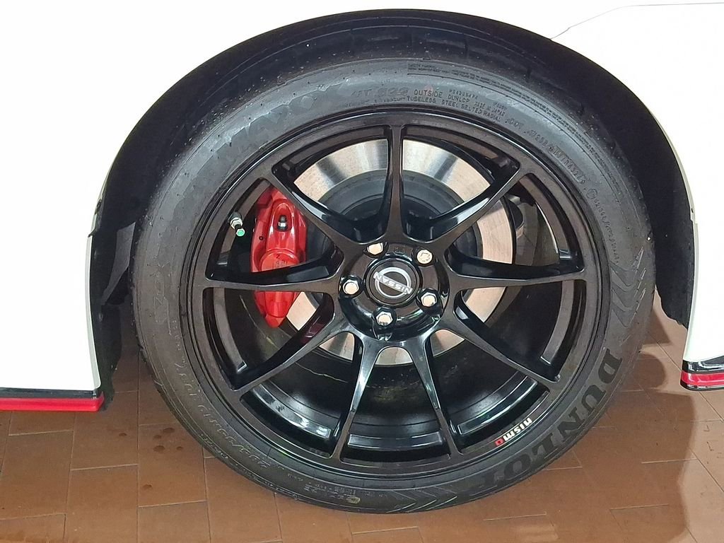 Used 2025 Nissan Z NISMO w/ Floor Mat Package image 8