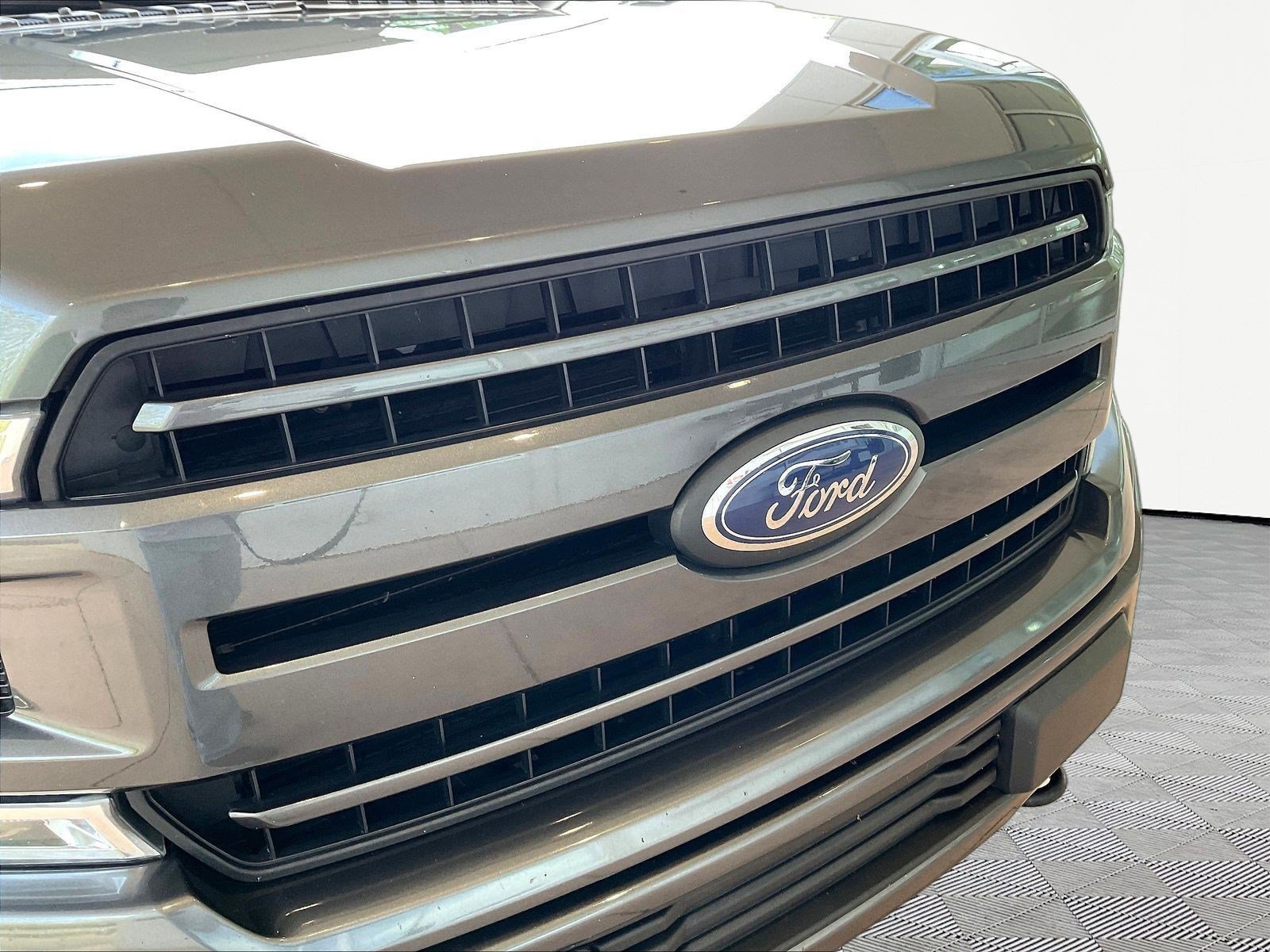 Used 2020 Ford F150 XLT w/ Equipment Group 302A Luxury AWD/4WD image 31