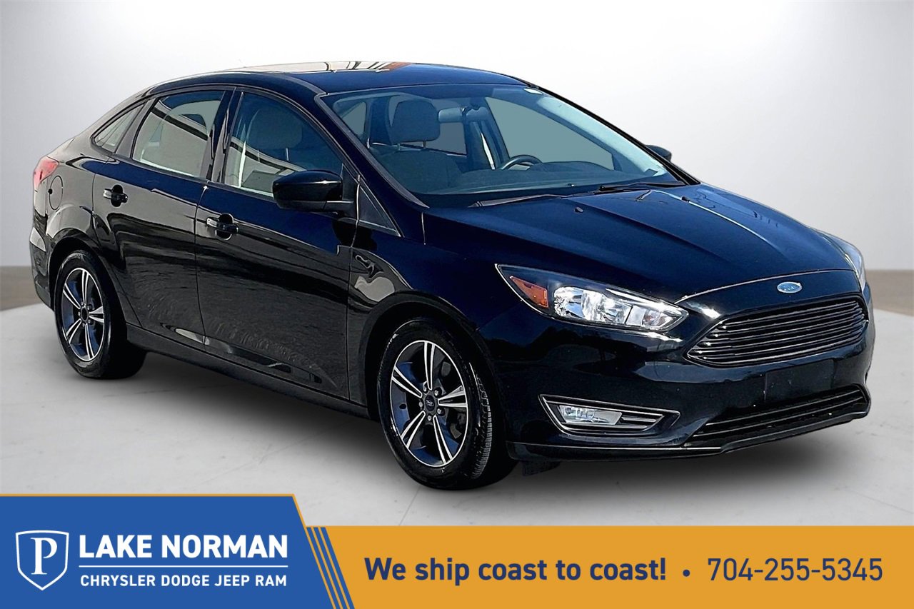 Used 2018 Ford Focus SE w/ SE Appearance Package