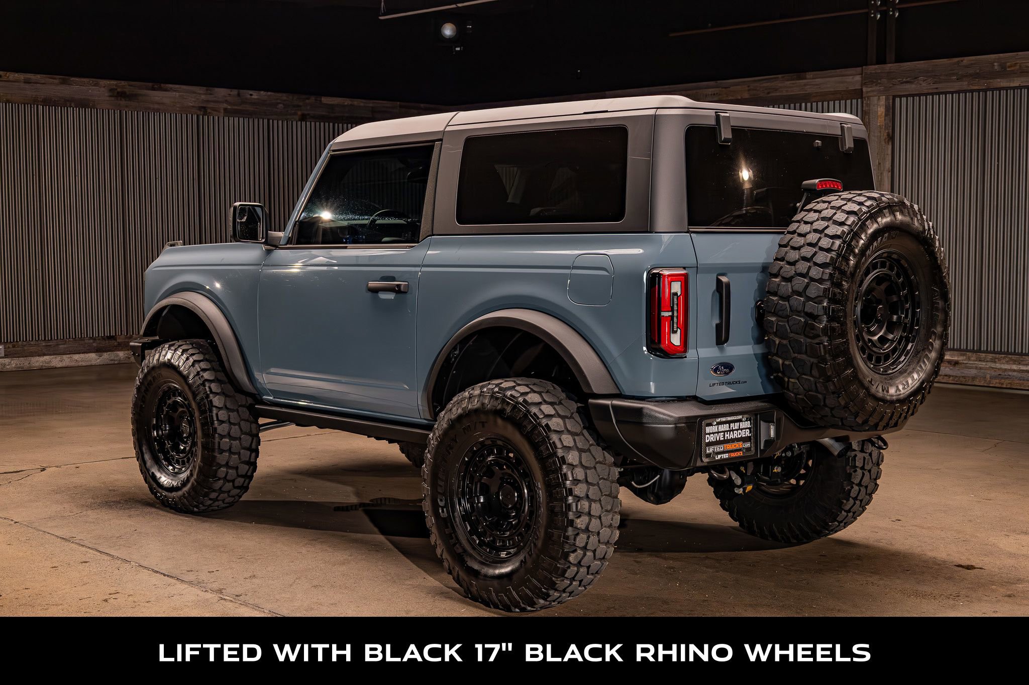 Used 2023 Ford Bronco Badlands image 6