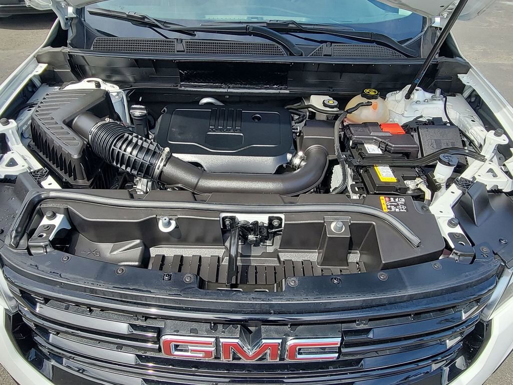 Used 2023 GMC Acadia SLE w/ Elevation Edition image 28