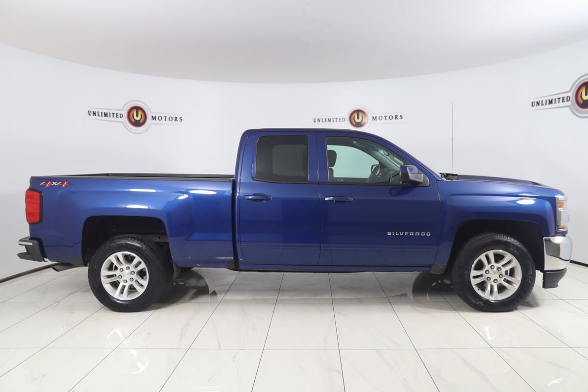 Used 2019 Chevrolet Silverado 1500 LT w/ All Star Edition AWD/4WD image 2