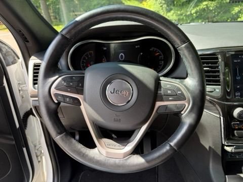 Used 2021 Jeep Grand Cherokee Limited w/ Luxury Group II AWD/4WD image 17