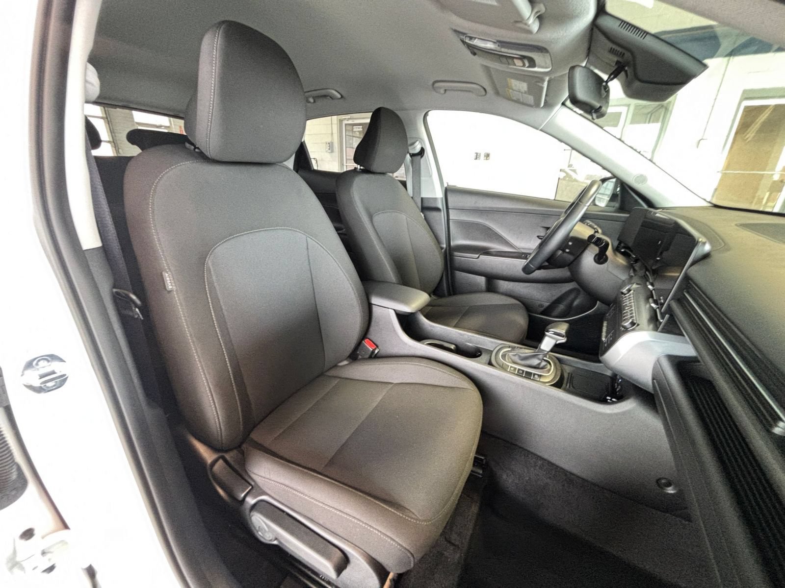 Used 2026 Hyundai Kona SEL Sport FWD image 35