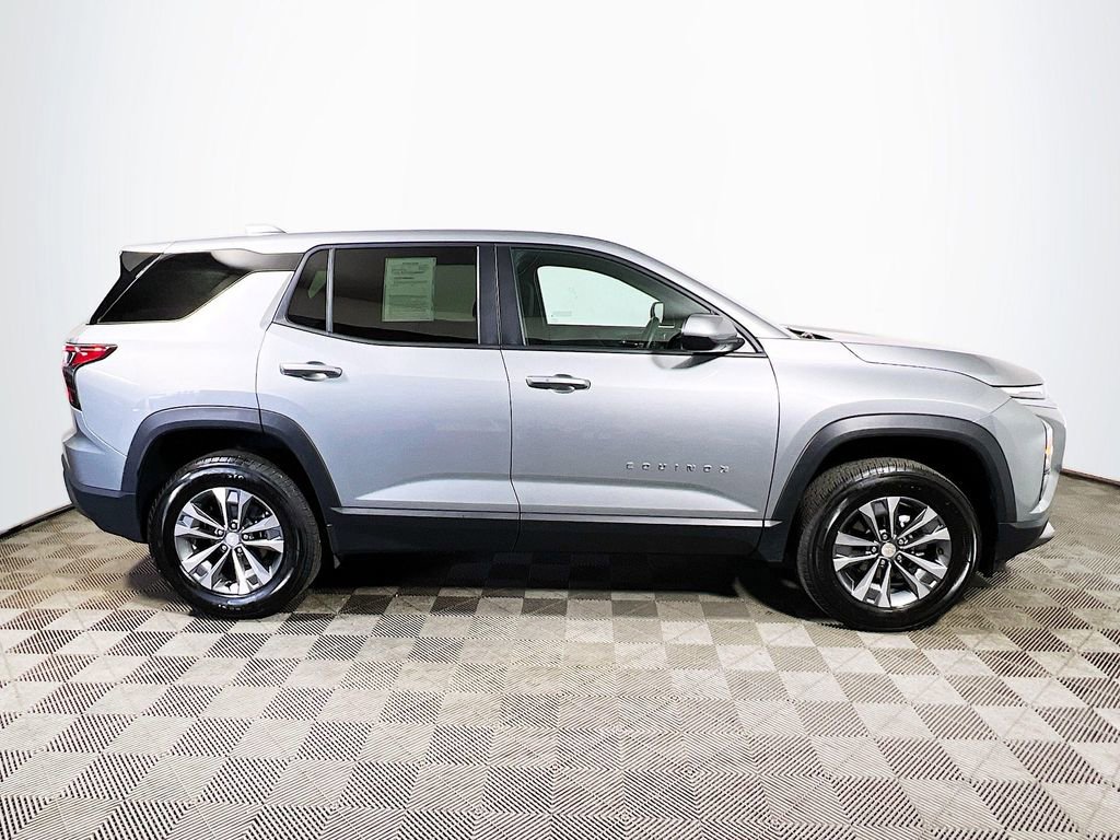 Used 2026 Chevrolet Equinox LT FWD image 8