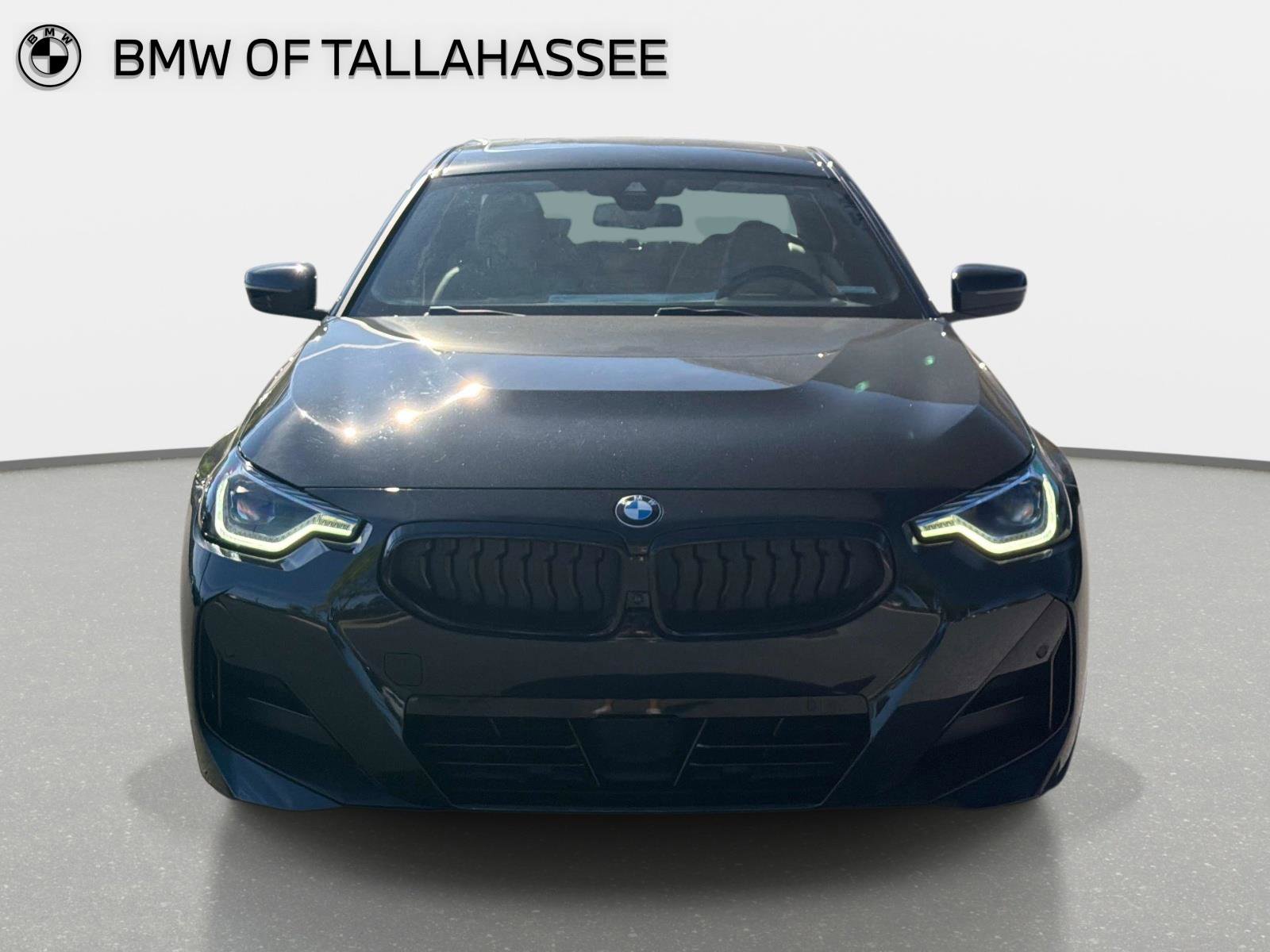 Used 2025 BMW 230i Coupe w/ M Sport Package RWD image 2