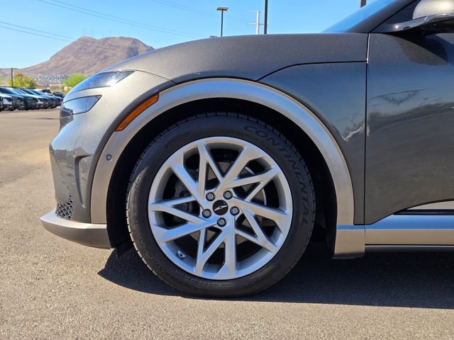 Used 2023 Genesis GV60 Advanced AWD/4WD image 9