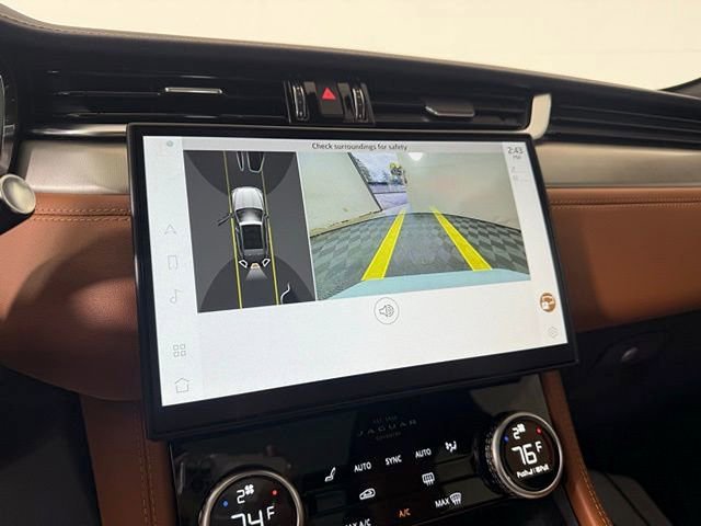 New 2025 Jaguar F-PACE R-Dynamic S image 34