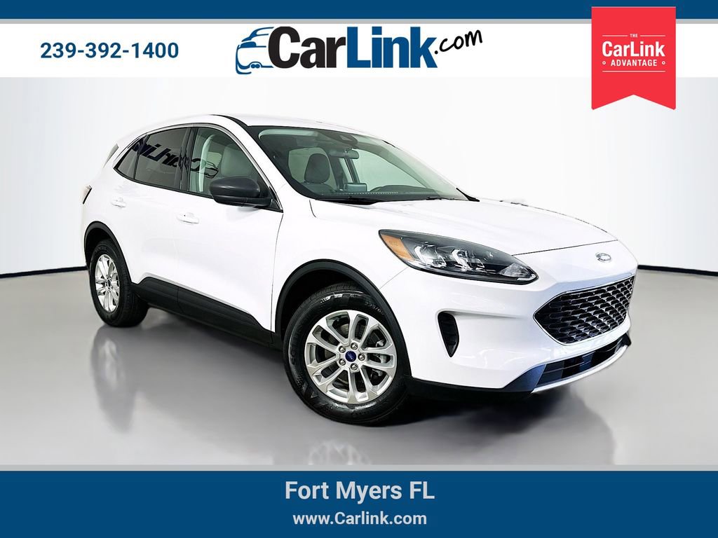 Used 2022 Ford Escape SE FWD image 1
