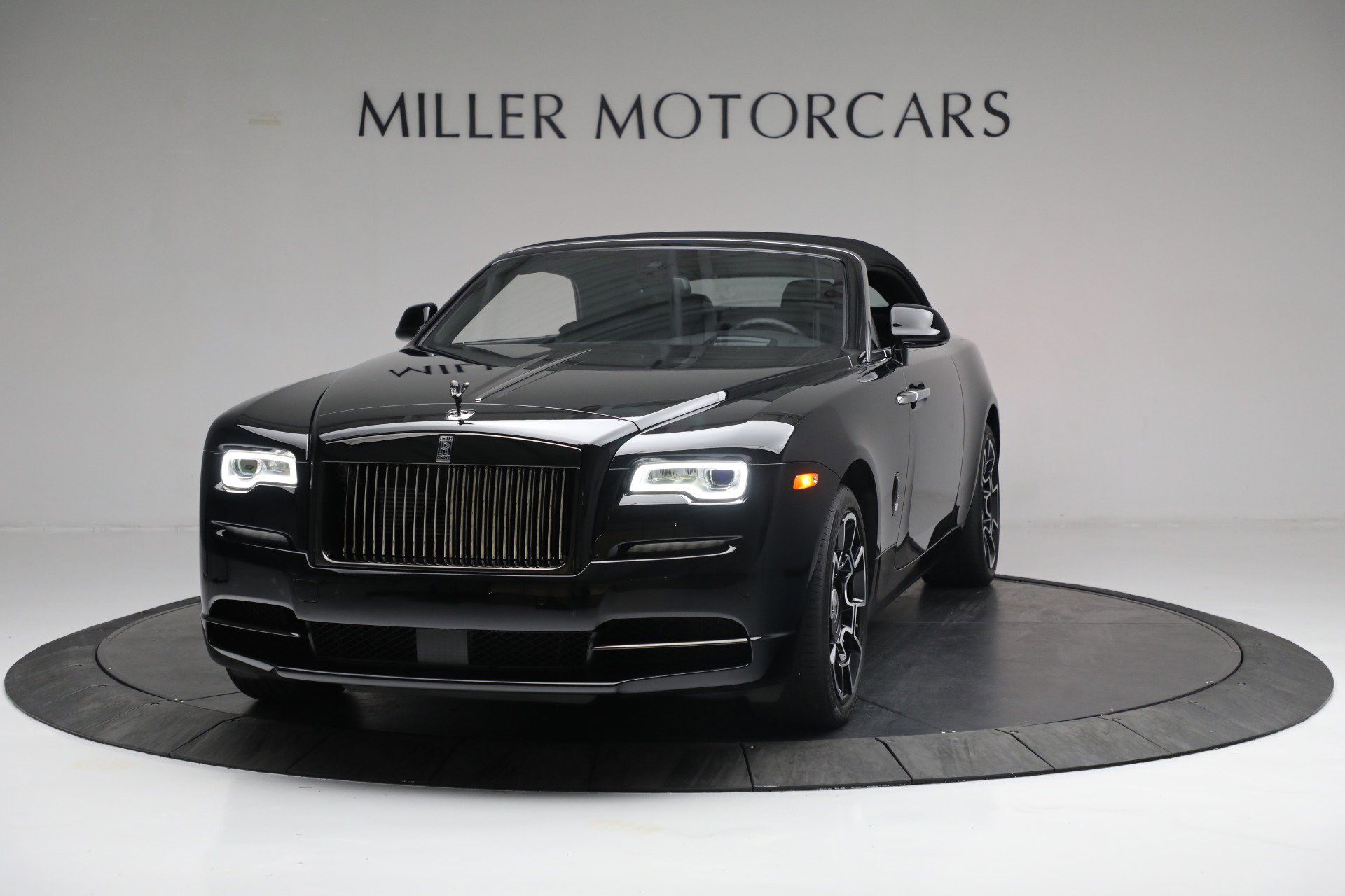 Certified 2018 Rolls-Royce Dawn image 28