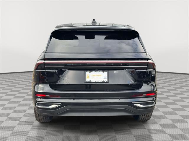 Used 2024 Lincoln Nautilus Premier w/ Equipment Group 102A image 6