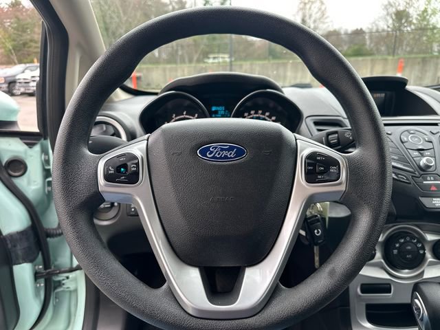 Used 2018 Ford Fiesta SE image 29