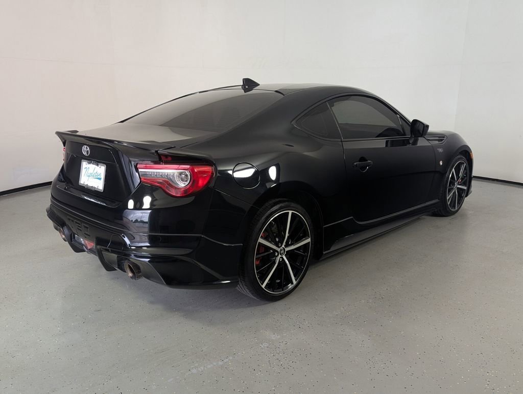 Used 2019 Toyota 86 TRD SE RWD image 8