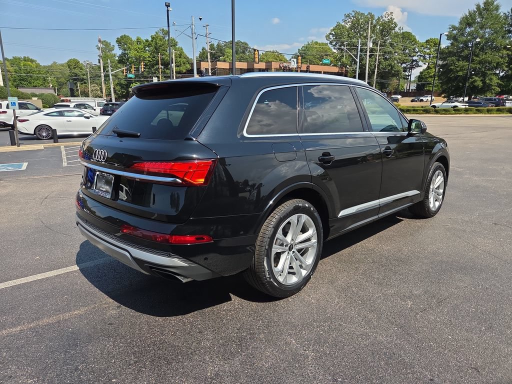 Used 2025 Audi Q7 3.0T Premium Plus AWD/4WD image 5