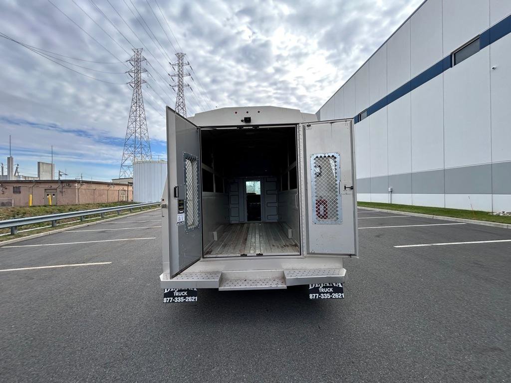 Used 2017 Ford E-350 and Econoline 350 Super Duty w/ Power Windows & Locks Group RWD image 41