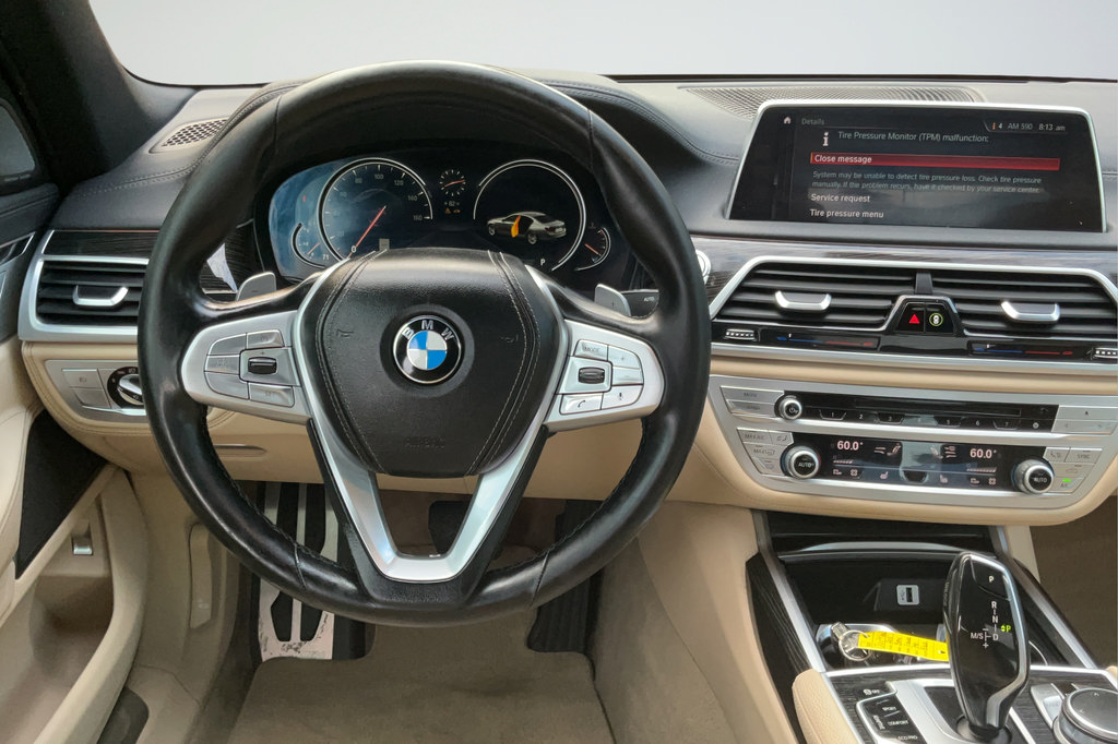 Used 2018 BMW 740i RWD image 13