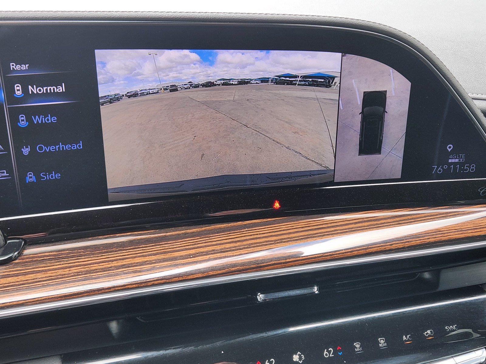 Used 2023 Cadillac Escalade ESV Premium Luxury AWD/4WD image 8