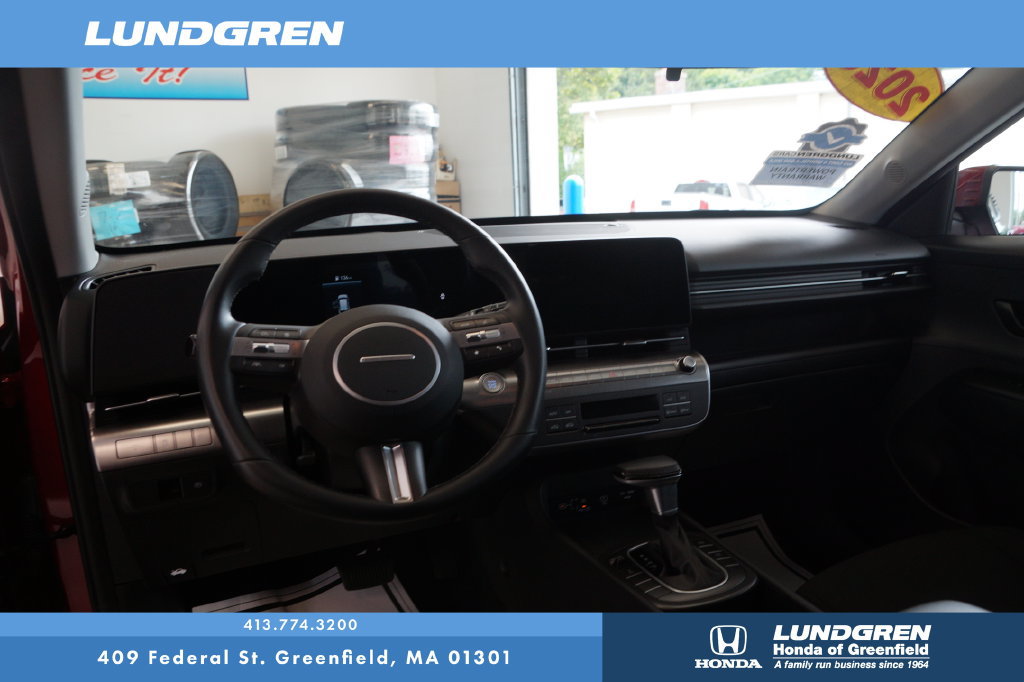 Used 2025 Hyundai Kona SEL AWD/4WD image 16