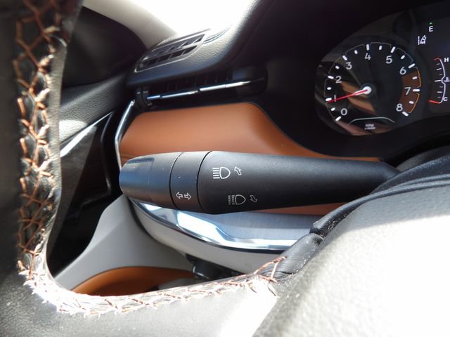 Used 2022 Jeep Compass Limited image 18