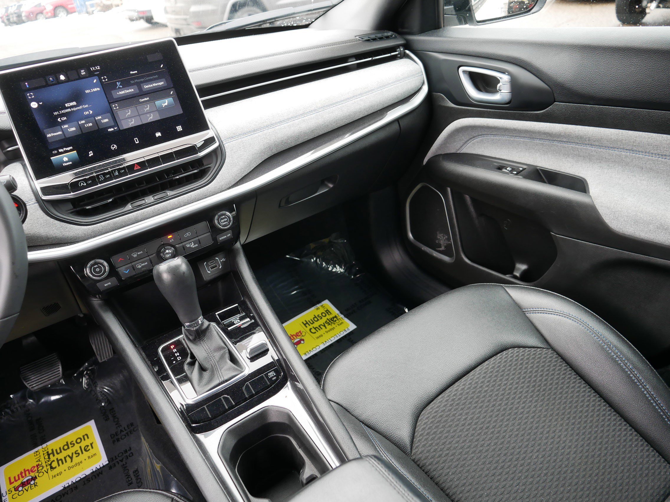 Certified 2024 Jeep Compass Latitude image 11