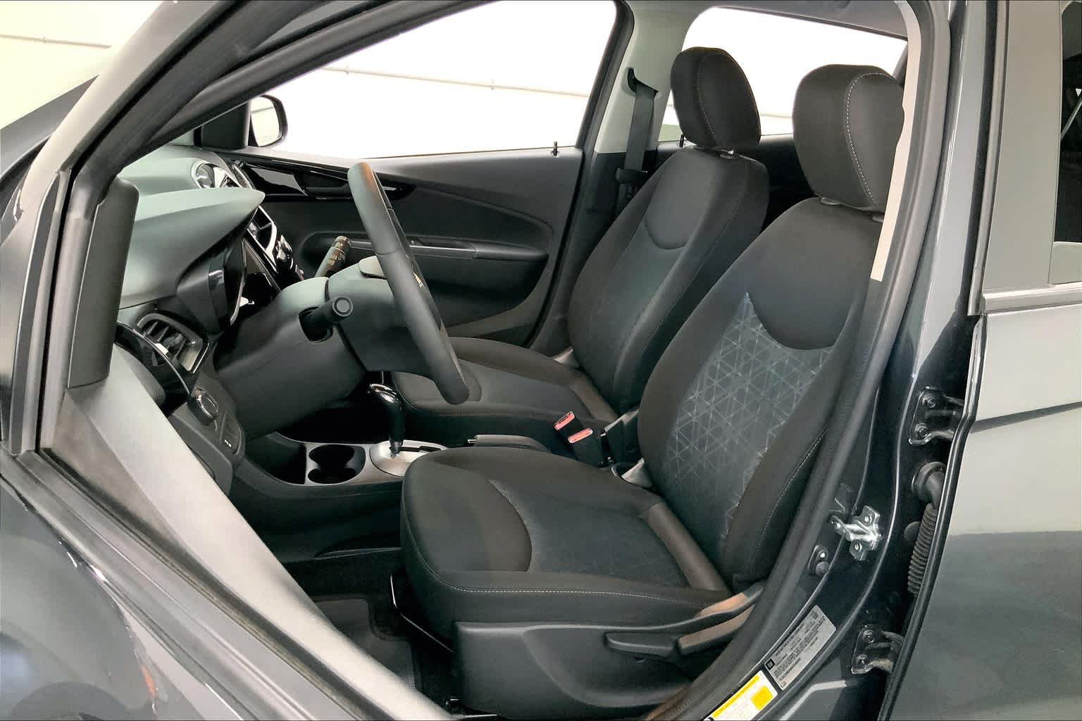 Used 2022 Chevrolet Spark LT FWD image 7