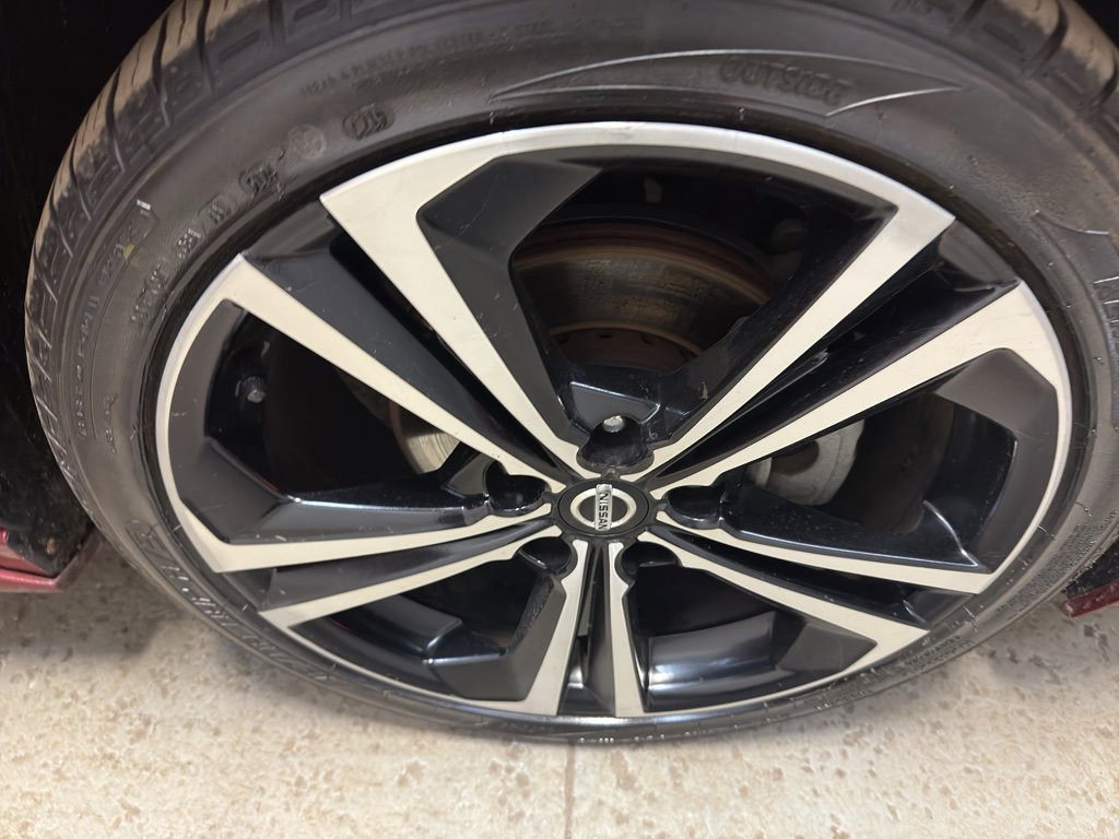 Used 2021 Nissan Sentra SR image 34