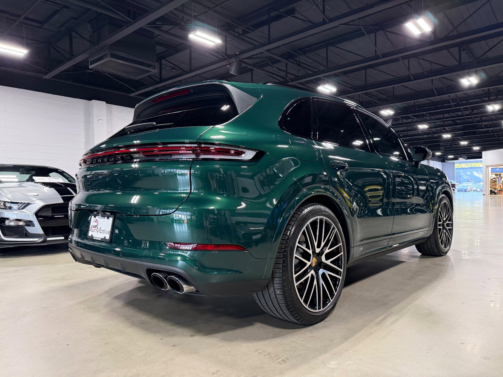 Used 2024 Porsche Cayenne S image 10