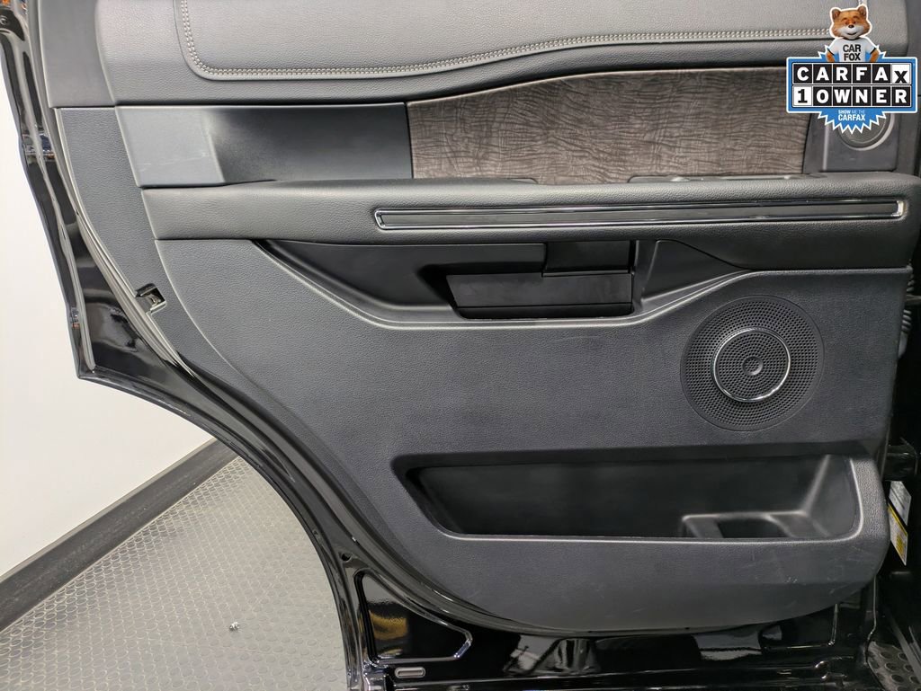 Used 2020 Ford Expedition Limited w/ Equipment Group 302A image 21