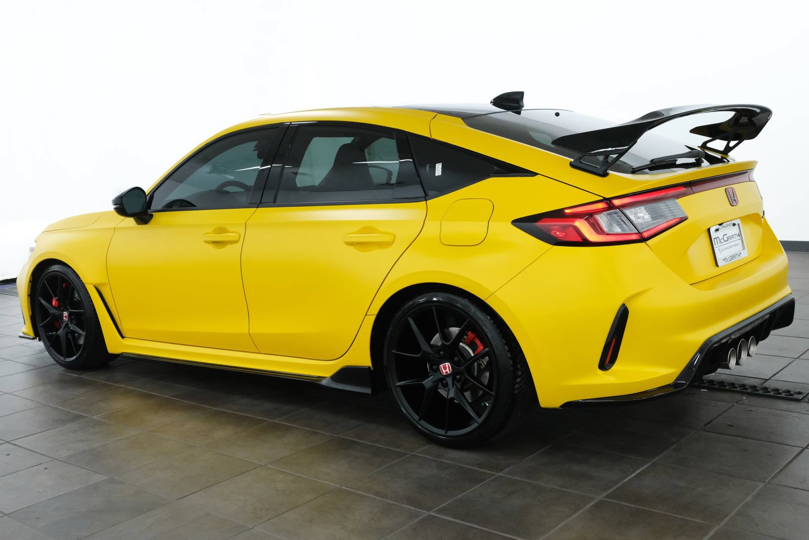 Used 2024 Honda Civic Type R image 4