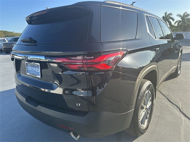 Used 2023 Chevrolet Traverse LT image 32