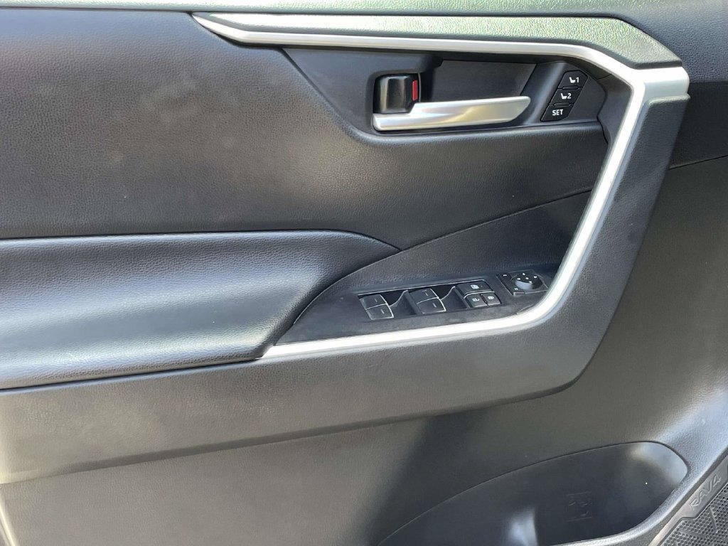 Used 2025 Toyota RAV4 XLE Premium w/ Weather Package FWD image 14