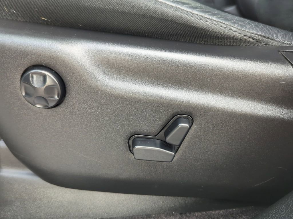 Used 2018 Dodge Durango GT w/ Blacktop Package image 30