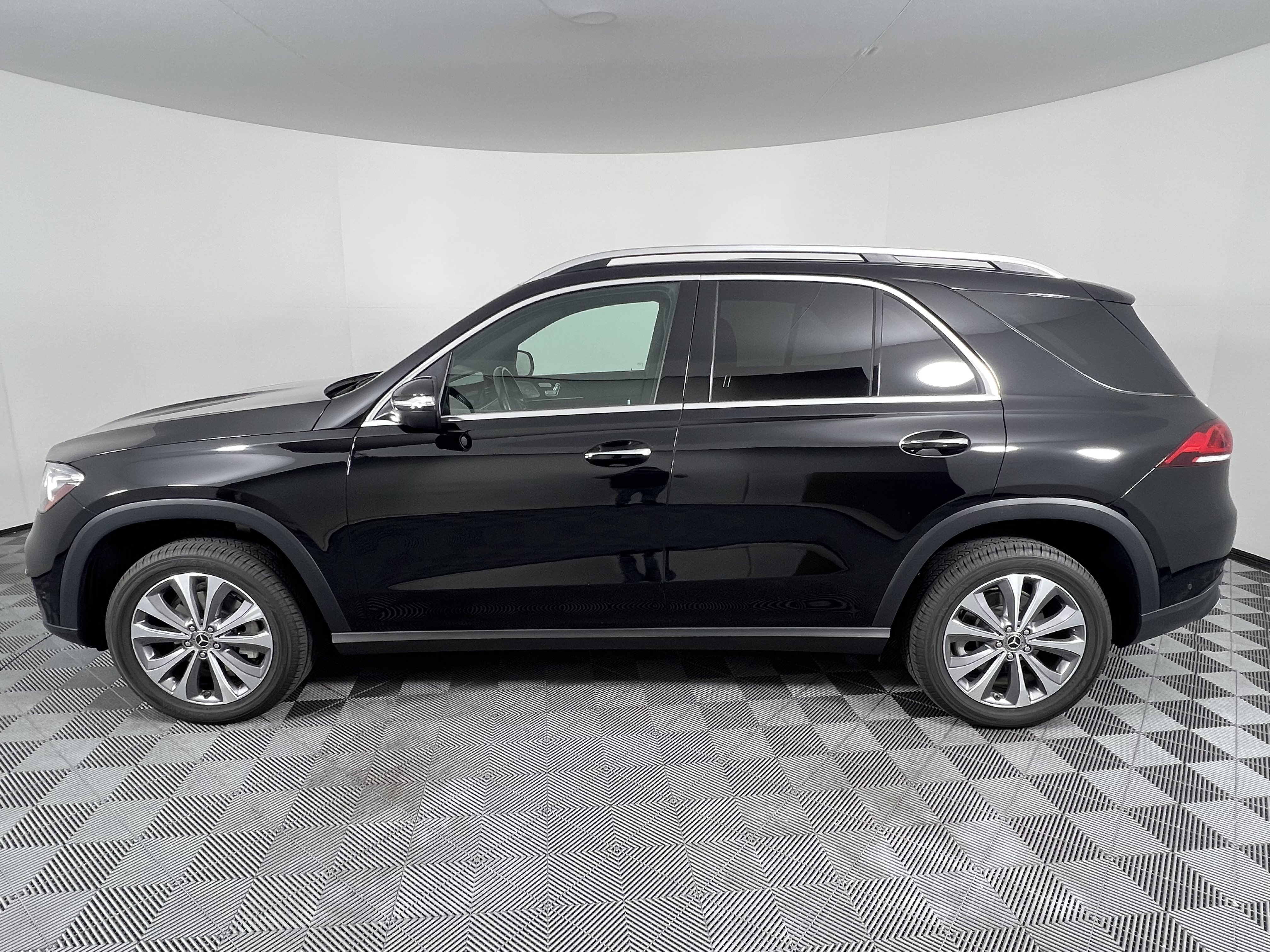 Certified 2022 Mercedes-Benz GLE 350 4MATIC image 9