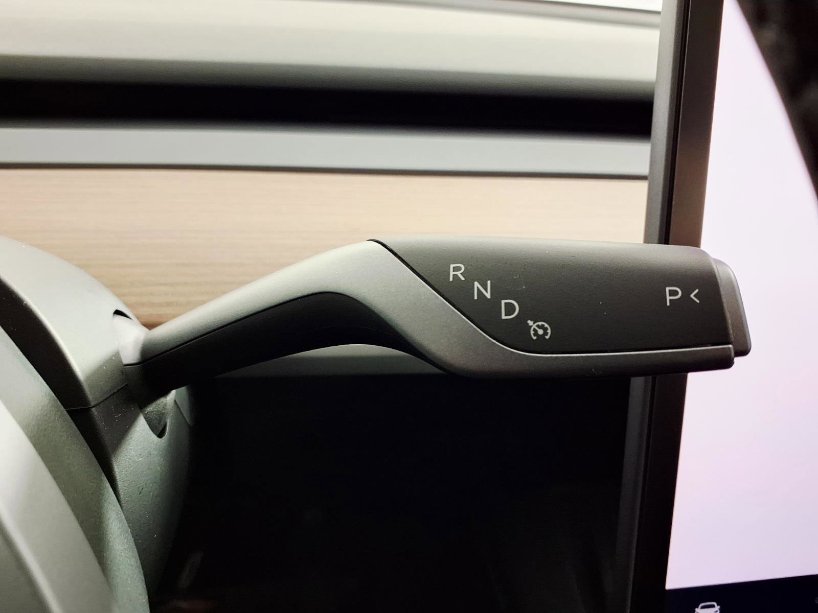 Used 2025 Tesla Model Y Long Range image 21