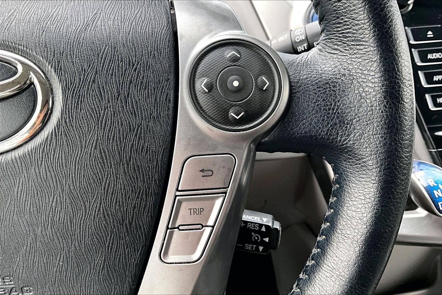 Used 2015 Toyota Prius V Four FWD image 17