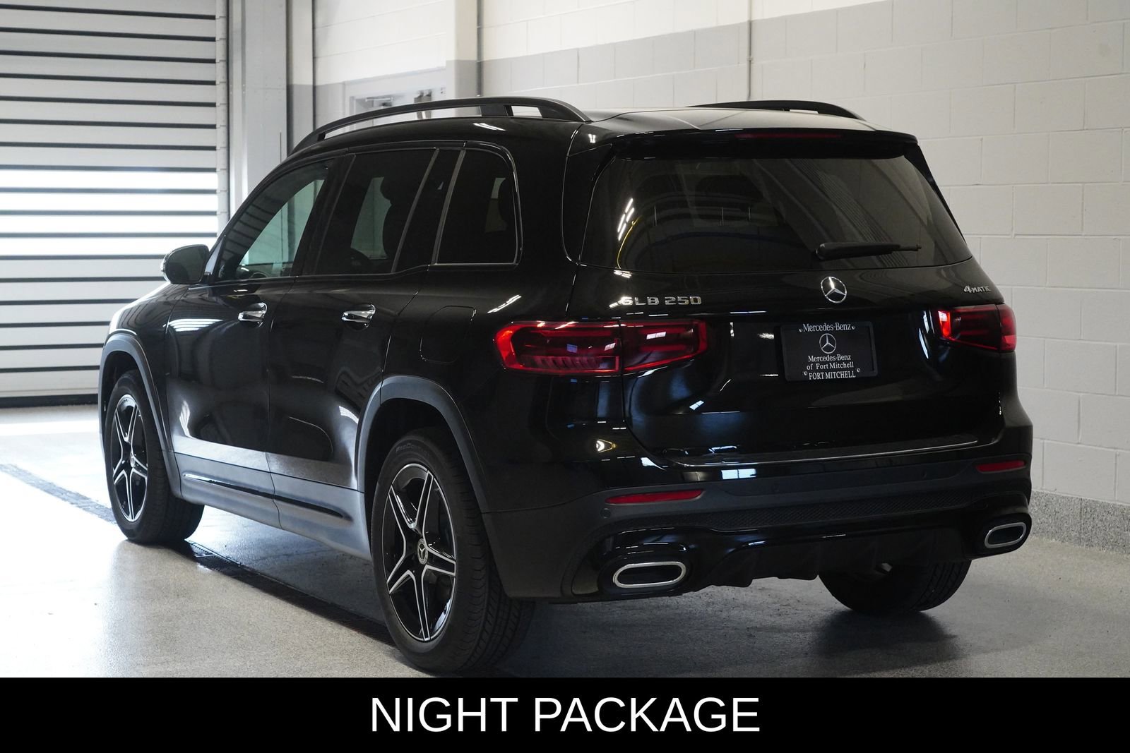 New 2026 Mercedes-Benz GLB 250 4MATIC image 6