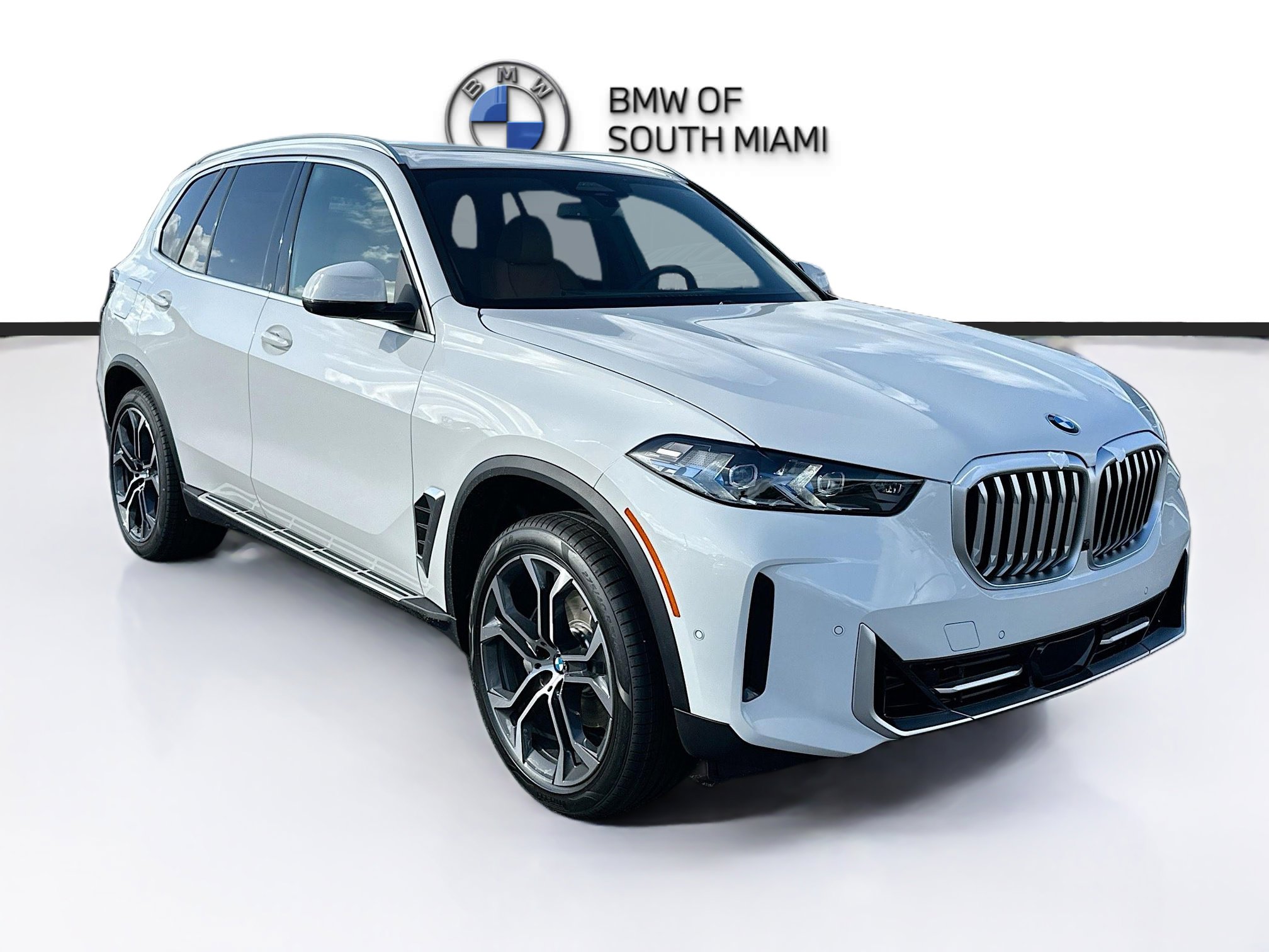 New 2026 BMW X5 sDrive40i w/ Premium Package image 1