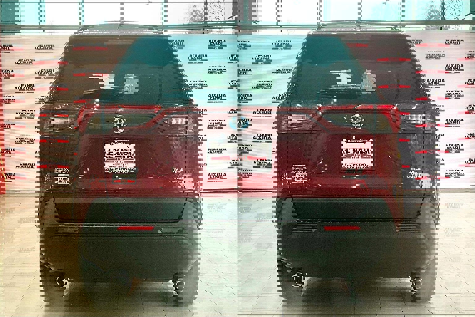 Used 2023 Toyota RAV4 XLE image 4