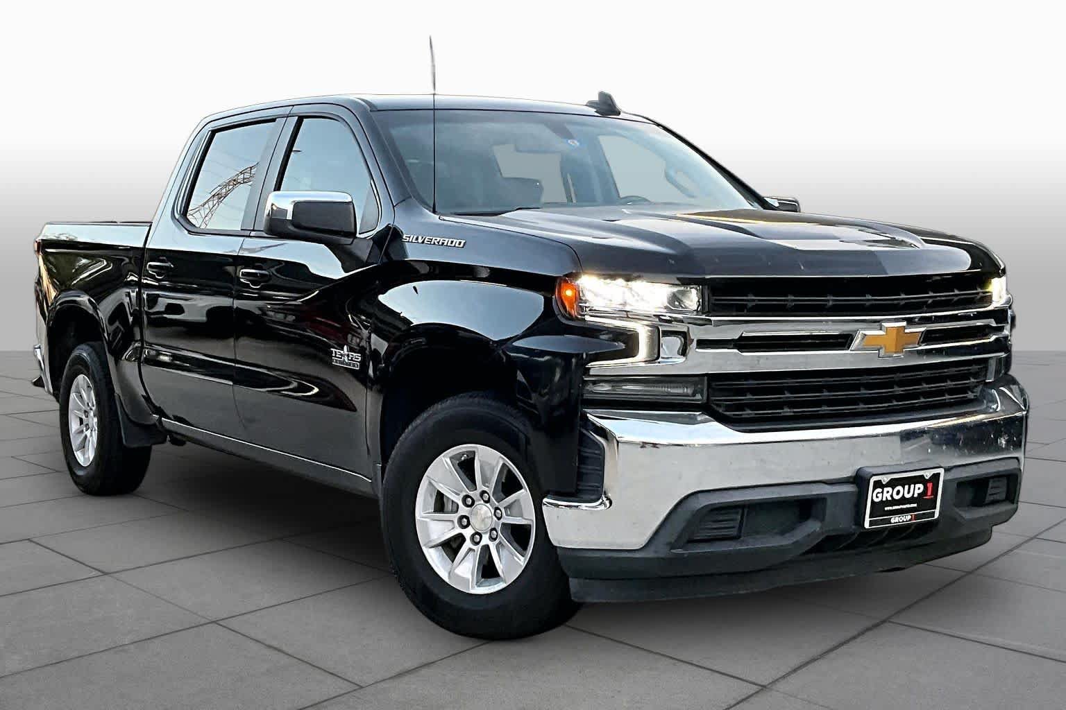Used 2019 Chevrolet Silverado 1500 LT w/ Texas Edition RWD image 3