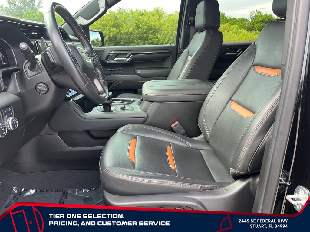 Used 2023 GMC Sierra 1500 AT4 w/ AT4 Premium Package AWD/4WD image 9