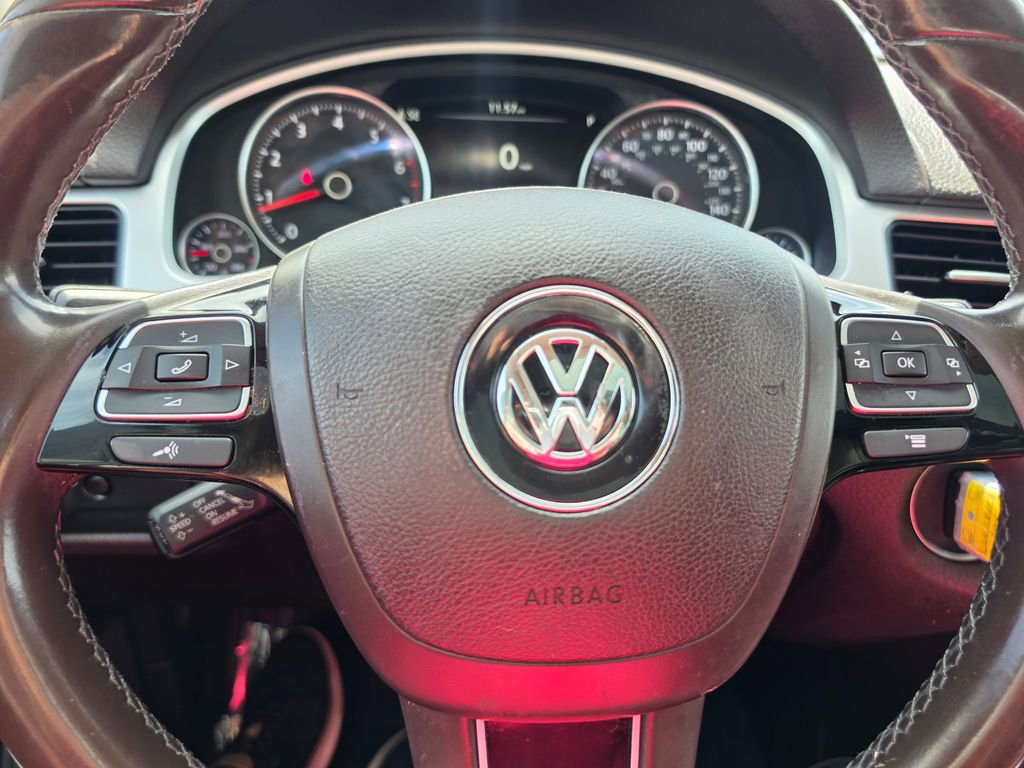Used 2014 Volkswagen Touareg VR6 AWD/4WD image 19