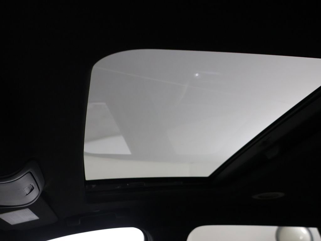 Used 2023 Buick Enclave Essence w/ Experience Buick Package image 20