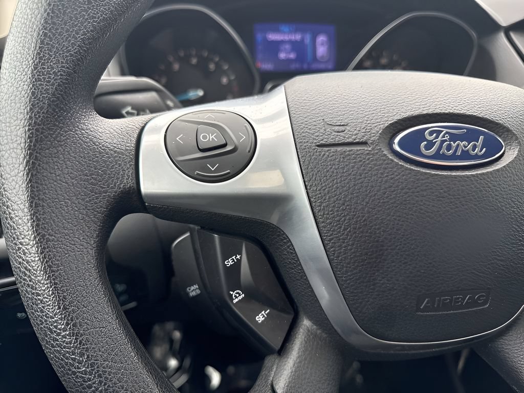 Used 2013 Ford Focus SE FWD image 14