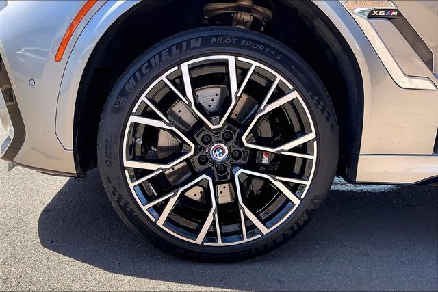 Used 2023 BMW X6 M AWD/4WD image 9