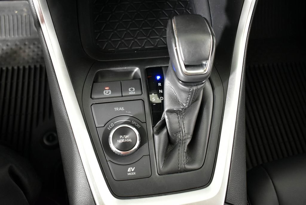 Certified 2022 Toyota RAV4 XLE Premium image 37
