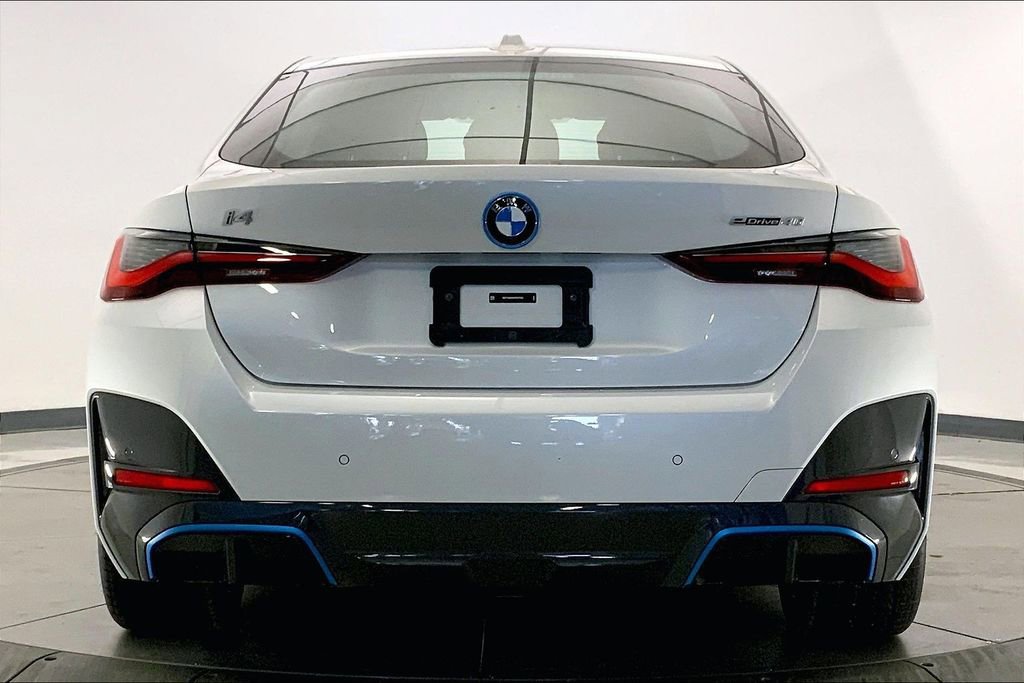Certified 2023 BMW i4 eDrive40 w/ M Sport Package RWD image 3
