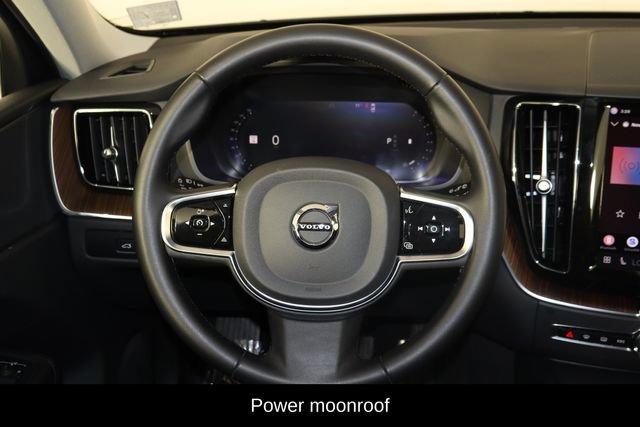 Used 2024 Volvo XC60 B5 Plus AWD/4WD image 6