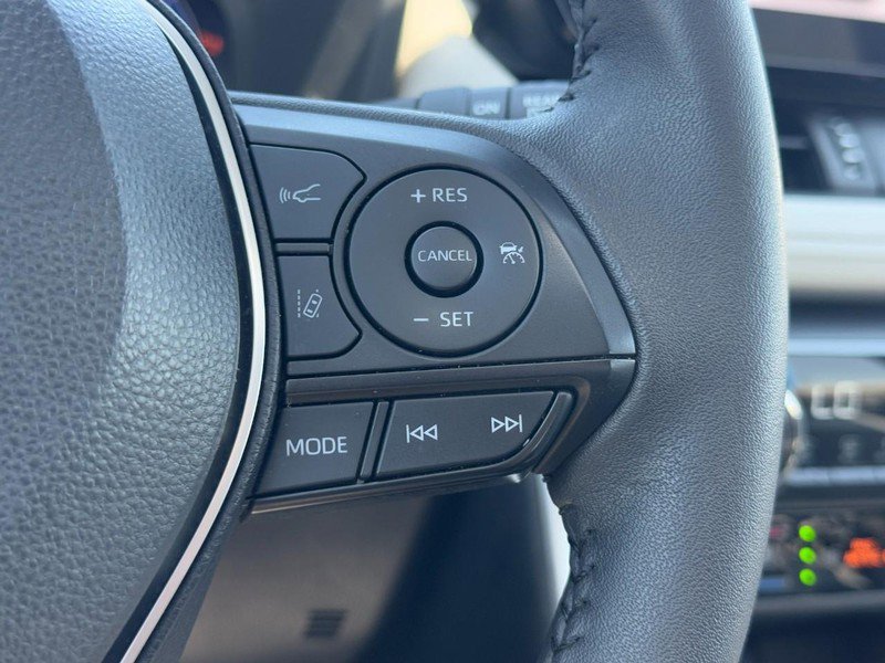 Used 2024 Toyota RAV4 Limited AWD/4WD image 19