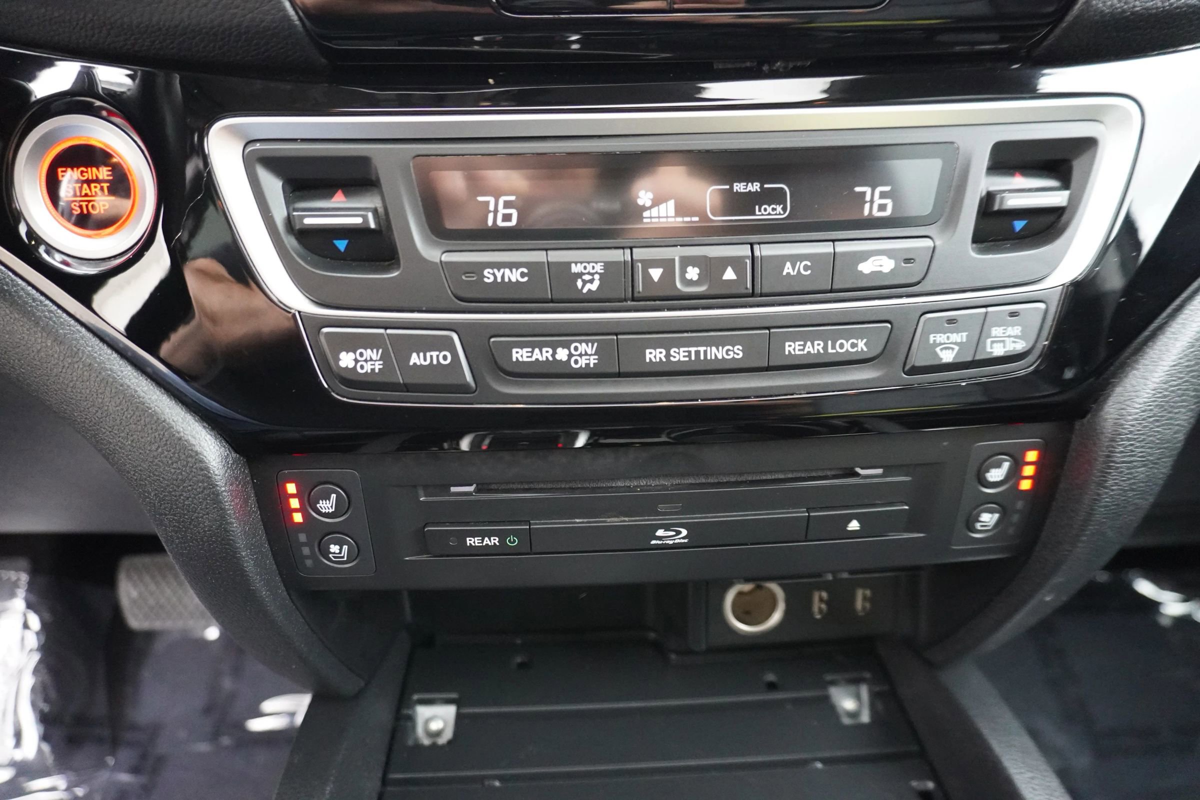 Used 2016 Honda Pilot Elite image 24